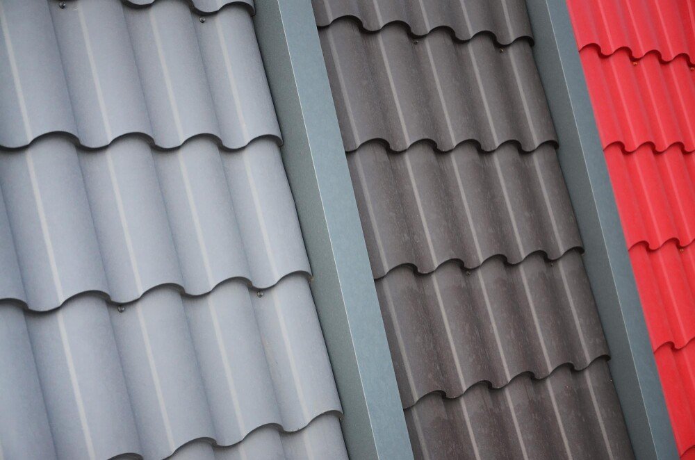 How to Coordinate Roofing Materials with the Architectural Style of Your House